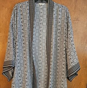 Black and White Patterned Kimono